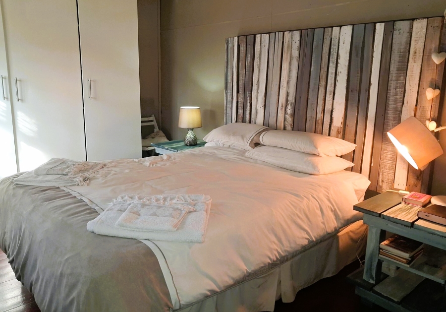 12 Bedroom Property for Sale in Glen Austin Gauteng