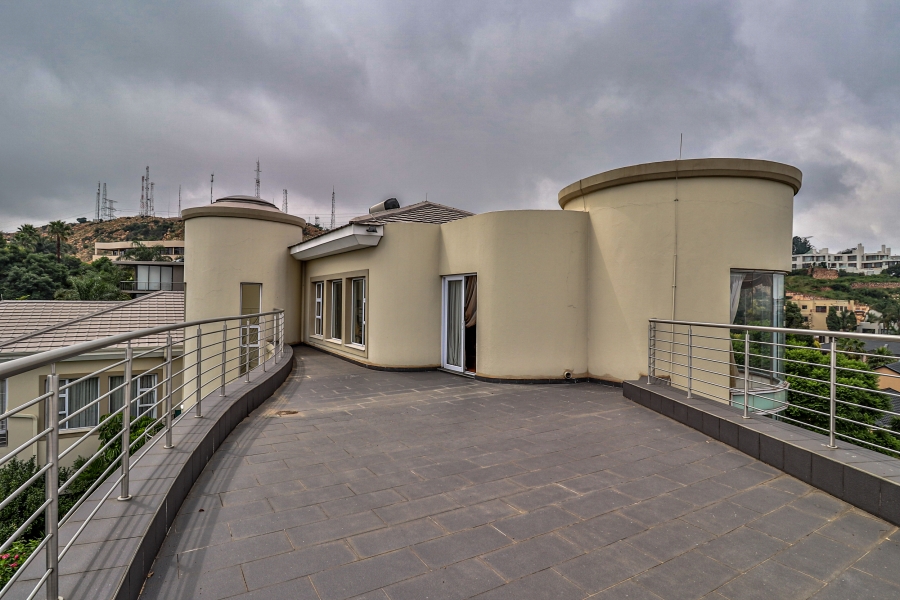 4 Bedroom Property for Sale in Bedfordview Gauteng