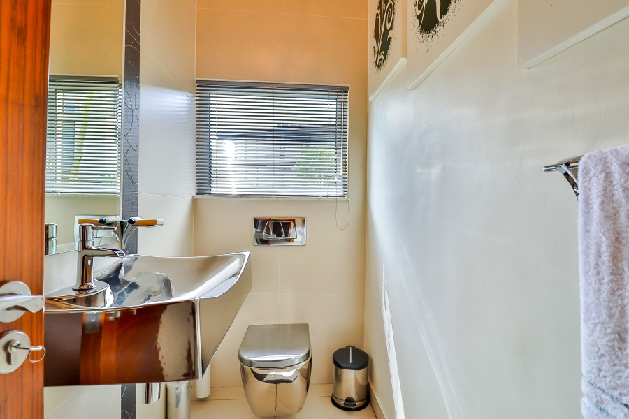 4 Bedroom Property for Sale in Bedfordview Gauteng