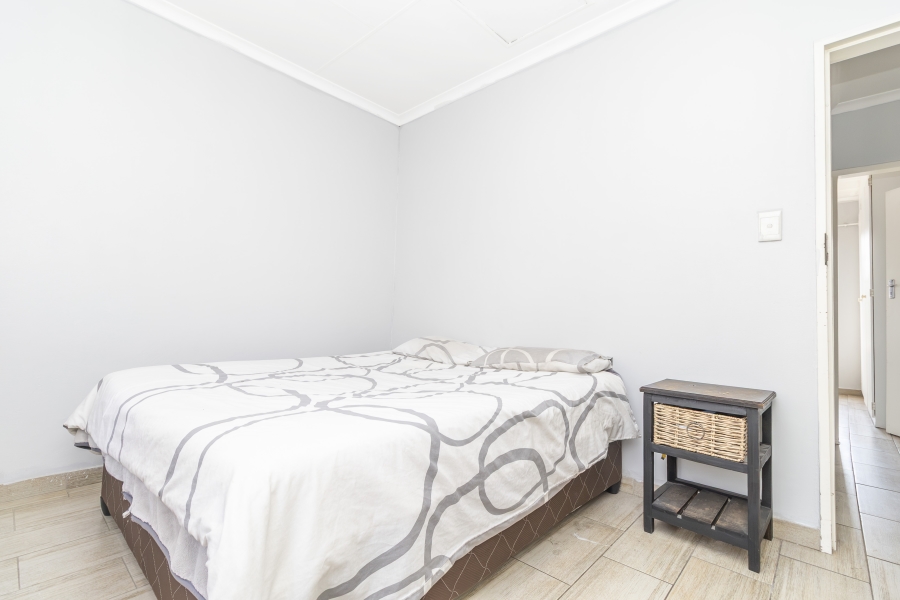 2 Bedroom Property for Sale in Sonneglans Gauteng