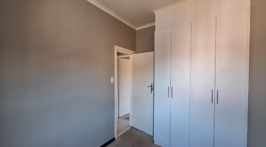 2 Bedroom Property for Sale in Lilianton Gauteng