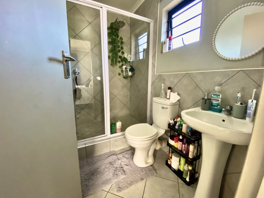 3 Bedroom Property for Sale in Lotus Gardens Gauteng