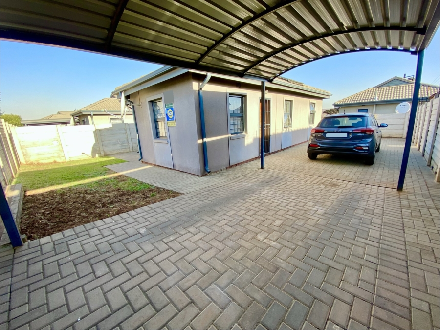 3 Bedroom Property for Sale in Lotus Gardens Gauteng