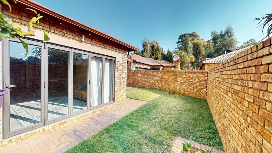 3 Bedroom Property for Sale in Dayanglen Gauteng
