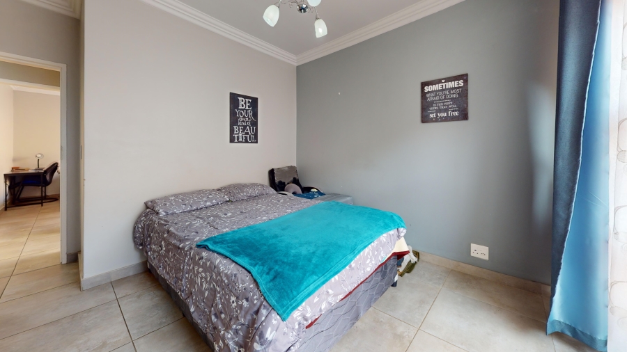 3 Bedroom Property for Sale in Dayanglen Gauteng