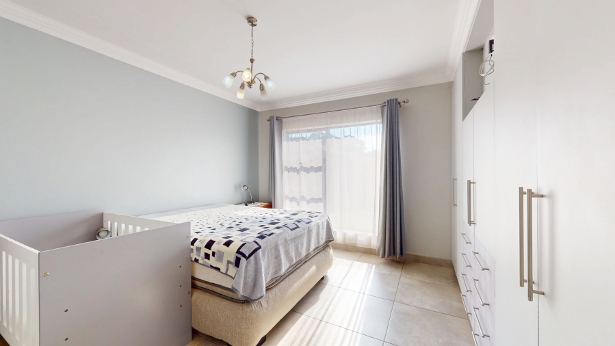 3 Bedroom Property for Sale in Dayanglen Gauteng