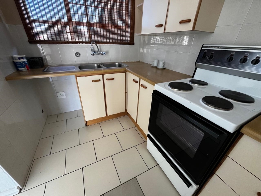 2 Bedroom Property for Sale in Fairland Gauteng