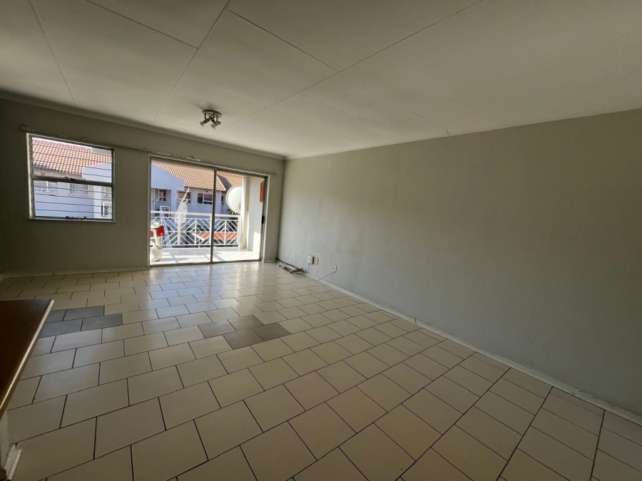 2 Bedroom Property for Sale in Fairland Gauteng