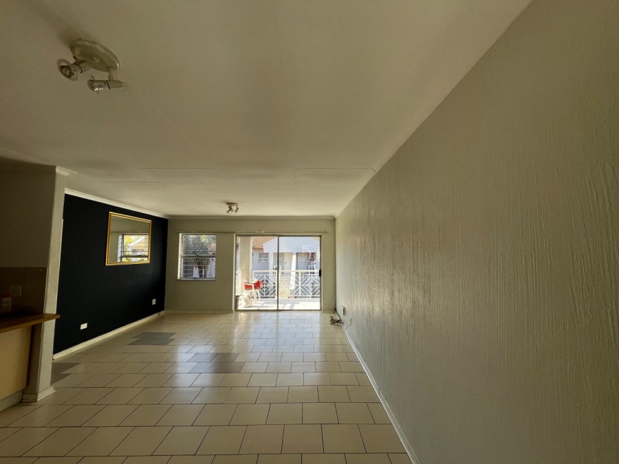 2 Bedroom Property for Sale in Fairland Gauteng