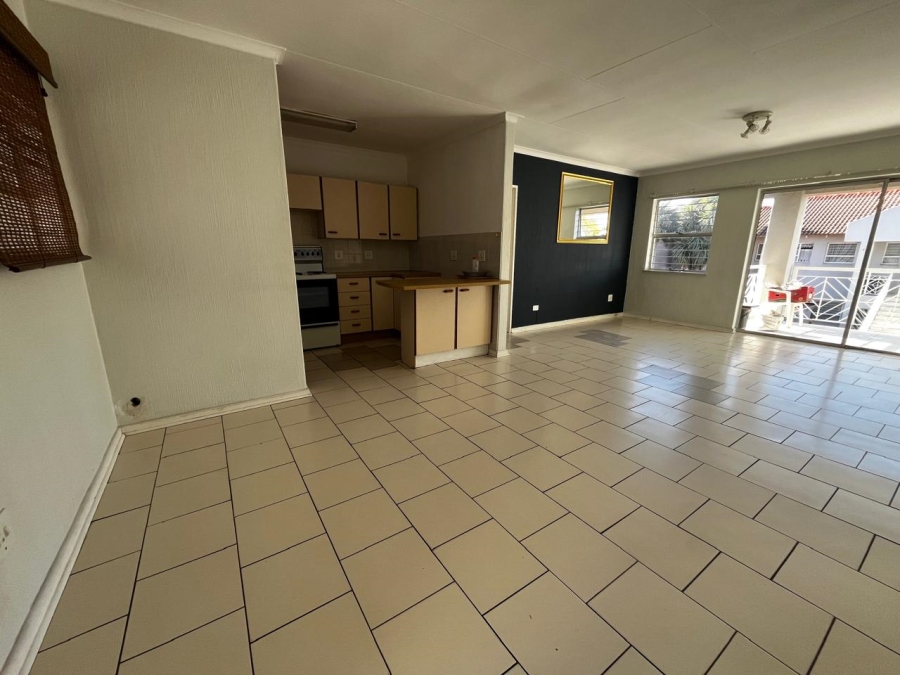 2 Bedroom Property for Sale in Fairland Gauteng