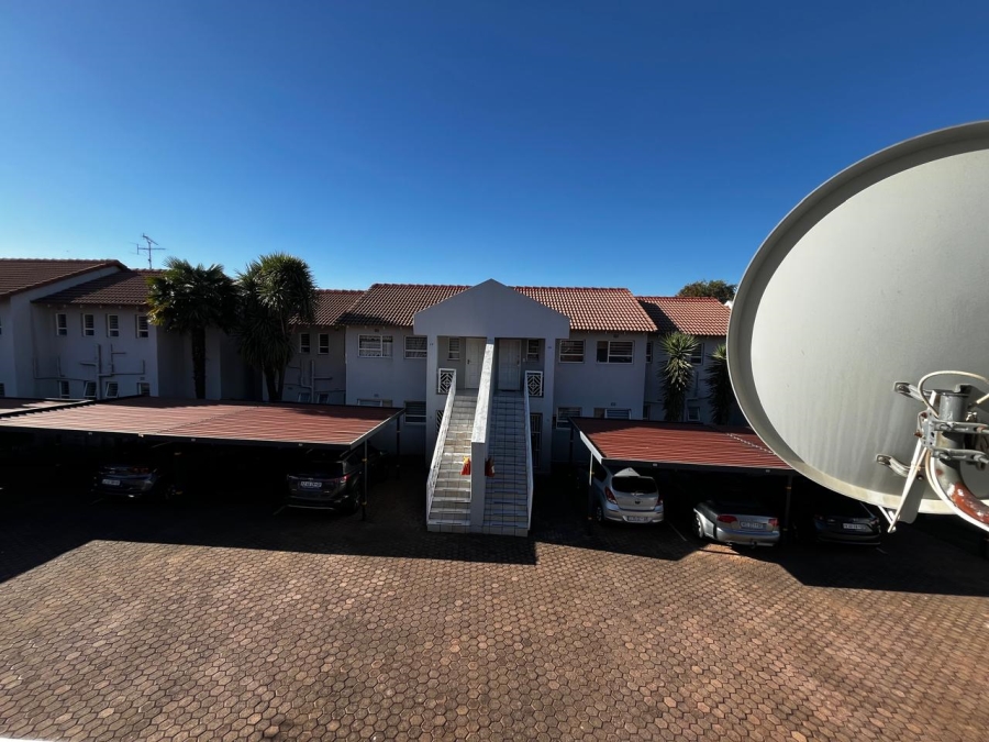 2 Bedroom Property for Sale in Fairland Gauteng
