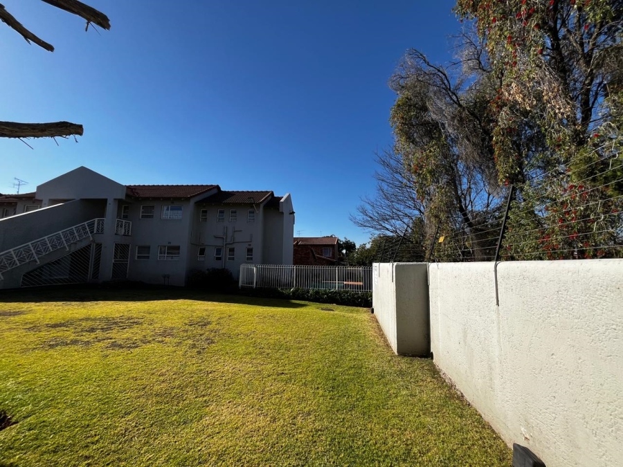 2 Bedroom Property for Sale in Fairland Gauteng