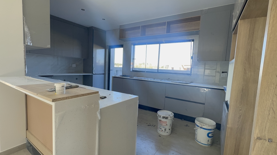 4 Bedroom Property for Sale in Helderwyk Gauteng