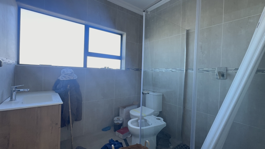 4 Bedroom Property for Sale in Helderwyk Gauteng