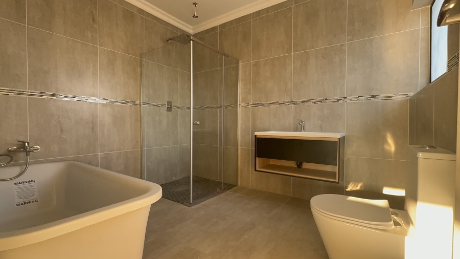 4 Bedroom Property for Sale in Helderwyk Gauteng