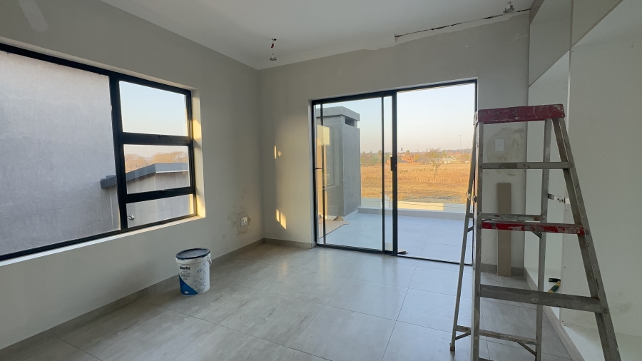 4 Bedroom Property for Sale in Helderwyk Gauteng