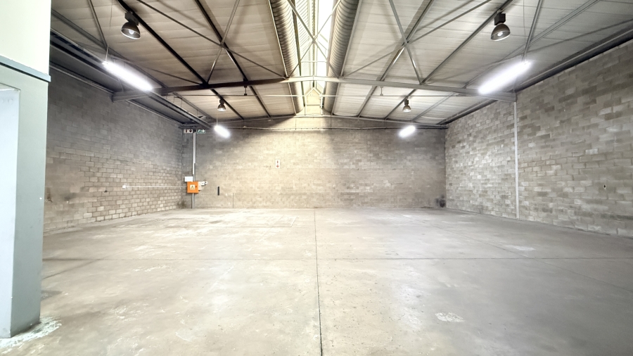 To Let Commercial Property for Rent in Kosmosdal Gauteng