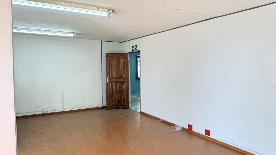 To Let Commercial Property for Rent in Kosmosdal Gauteng
