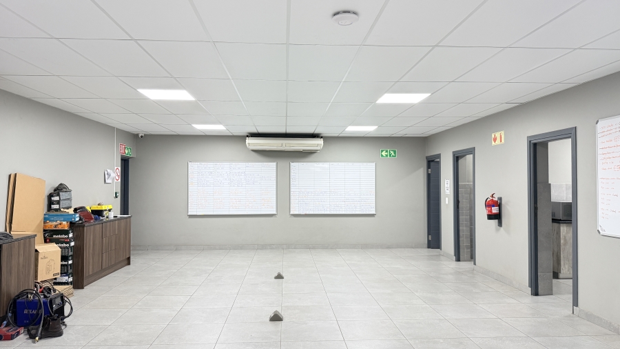 To Let Commercial Property for Rent in Knoppieslaagte Gauteng