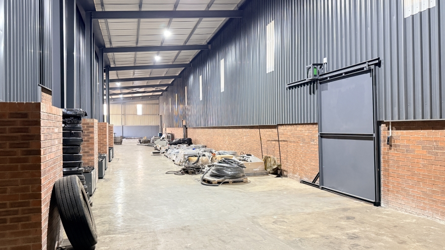 To Let Commercial Property for Rent in Knoppieslaagte Gauteng