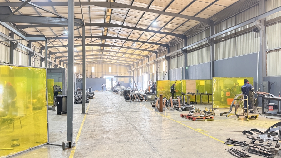 To Let Commercial Property for Rent in Knoppieslaagte Gauteng