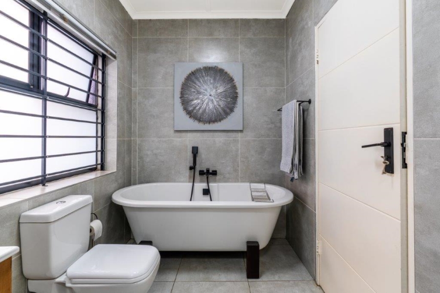 4 Bedroom Property for Sale in Dowerglen Gauteng