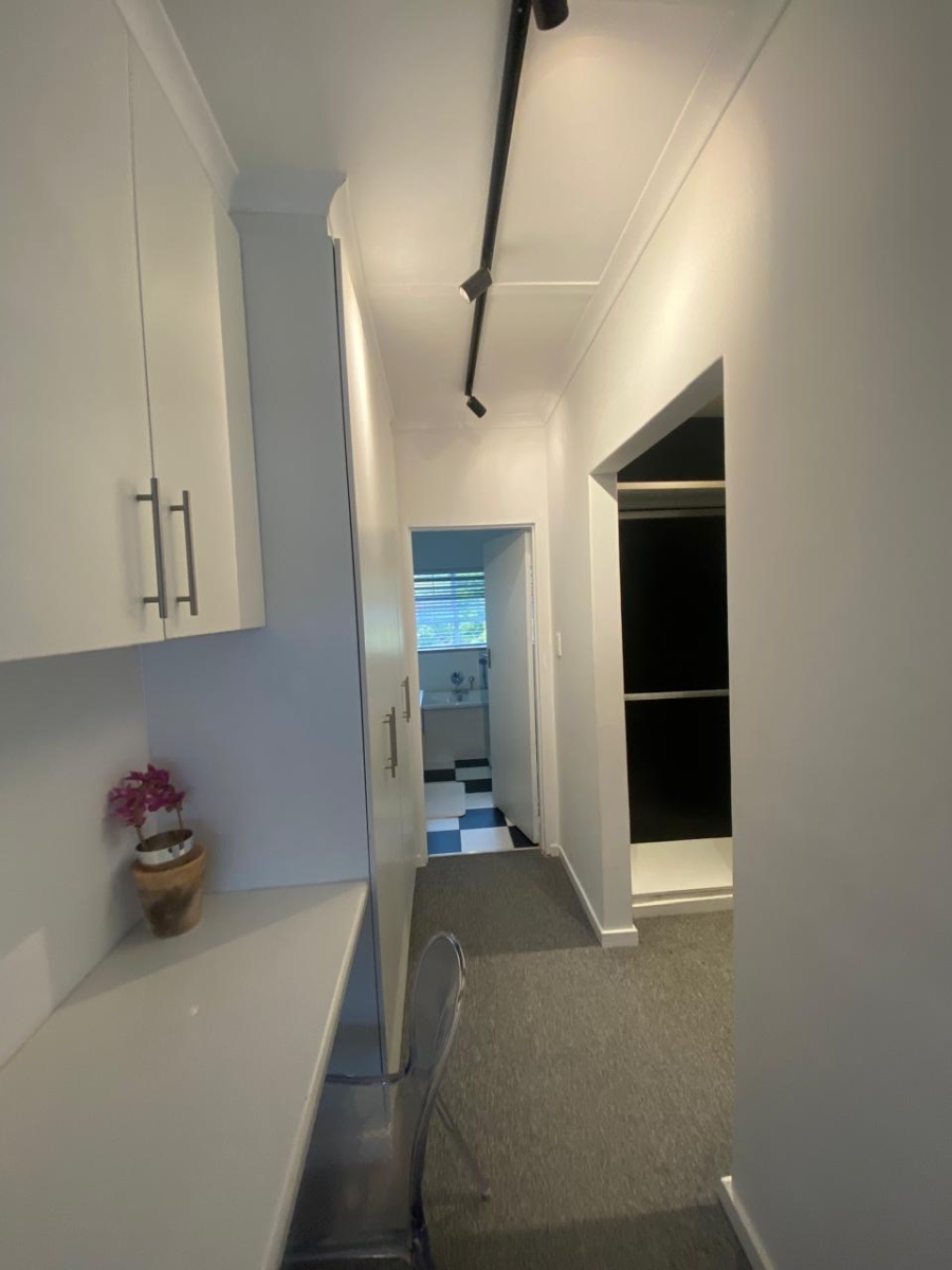 To Let 2 Bedroom Property for Rent in Atholl Gauteng