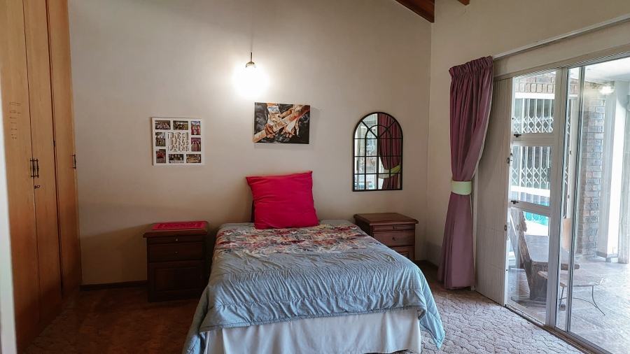 5 Bedroom Property for Sale in Kaalplaats West Gauteng