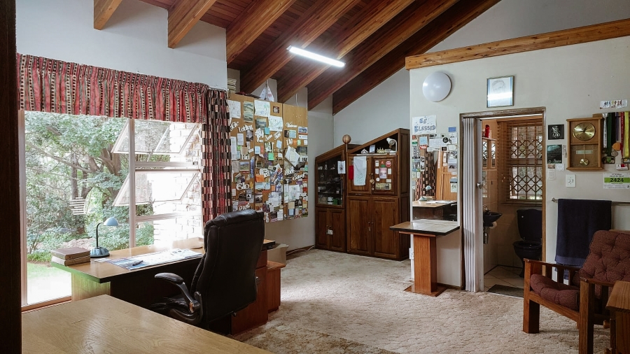 5 Bedroom Property for Sale in Kaalplaats West Gauteng