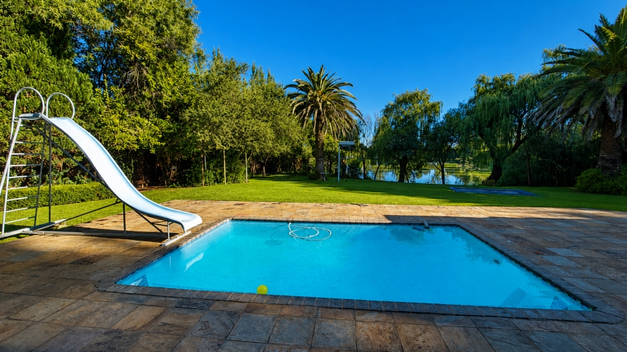 5 Bedroom Property for Sale in Kaalplaats West Gauteng