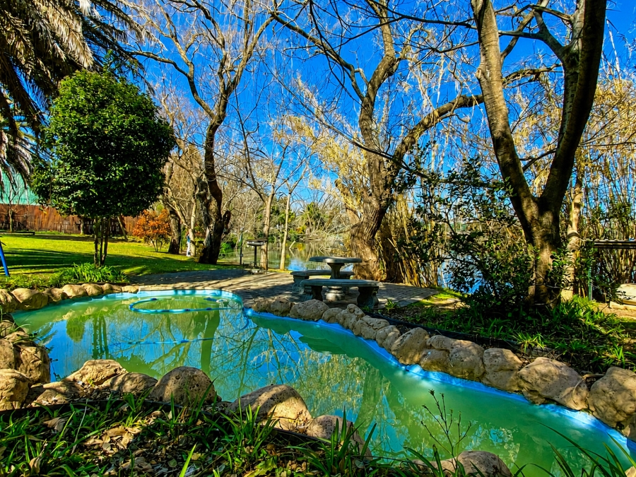 5 Bedroom Property for Sale in Kaalplaats West Gauteng