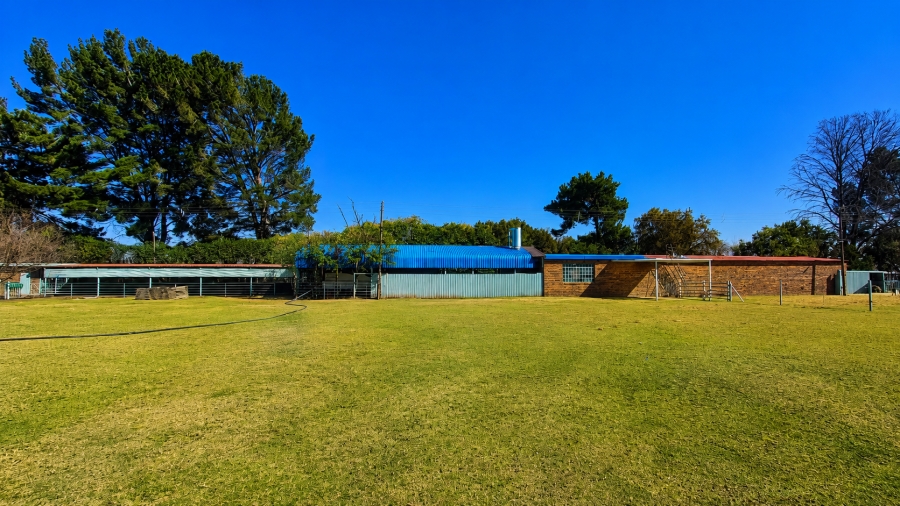 5 Bedroom Property for Sale in Kaalplaats West Gauteng