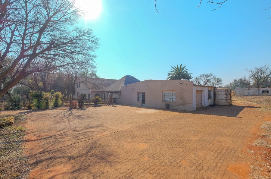 4 Bedroom Property for Sale in Avalonia A H Gauteng