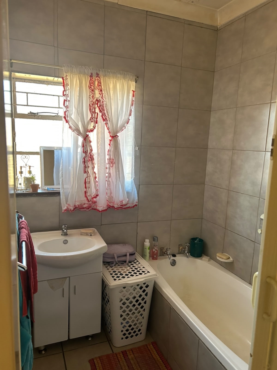3 Bedroom Property for Sale in Carletonville Central Gauteng