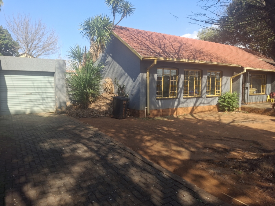 3 Bedroom Property for Sale in Klippoortje Gauteng