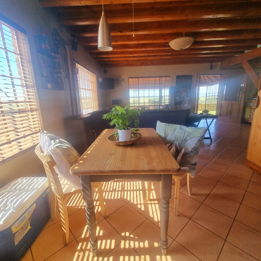 4 Bedroom Property for Sale in Vaaloewer Gauteng