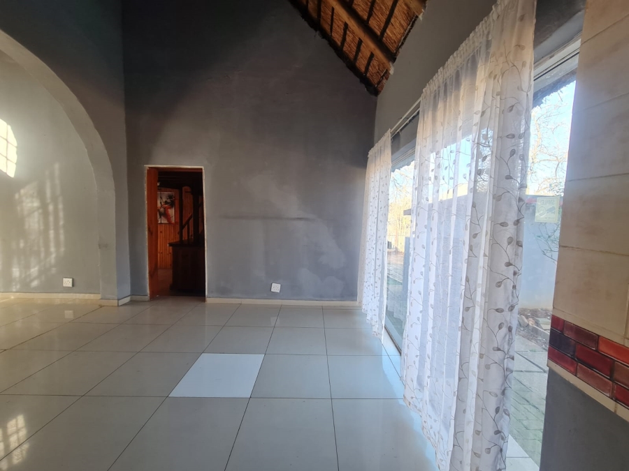 3 Bedroom Property for Sale in Vaaloewer Gauteng