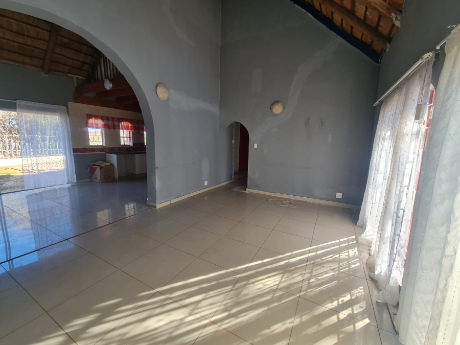 3 Bedroom Property for Sale in Vaaloewer Gauteng