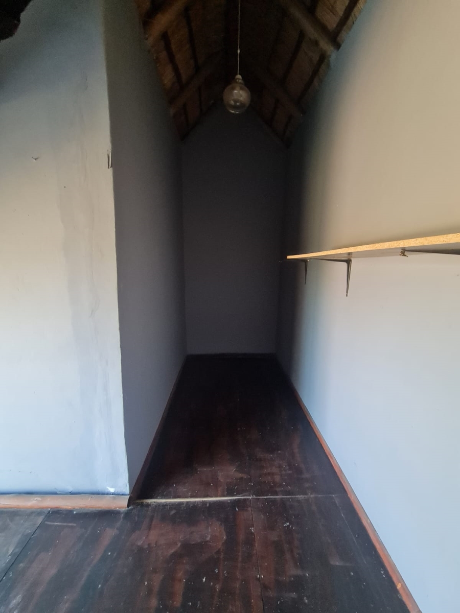 3 Bedroom Property for Sale in Vaaloewer Gauteng