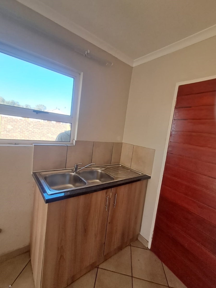 2 Bedroom Property for Sale in Brenthurst Gauteng