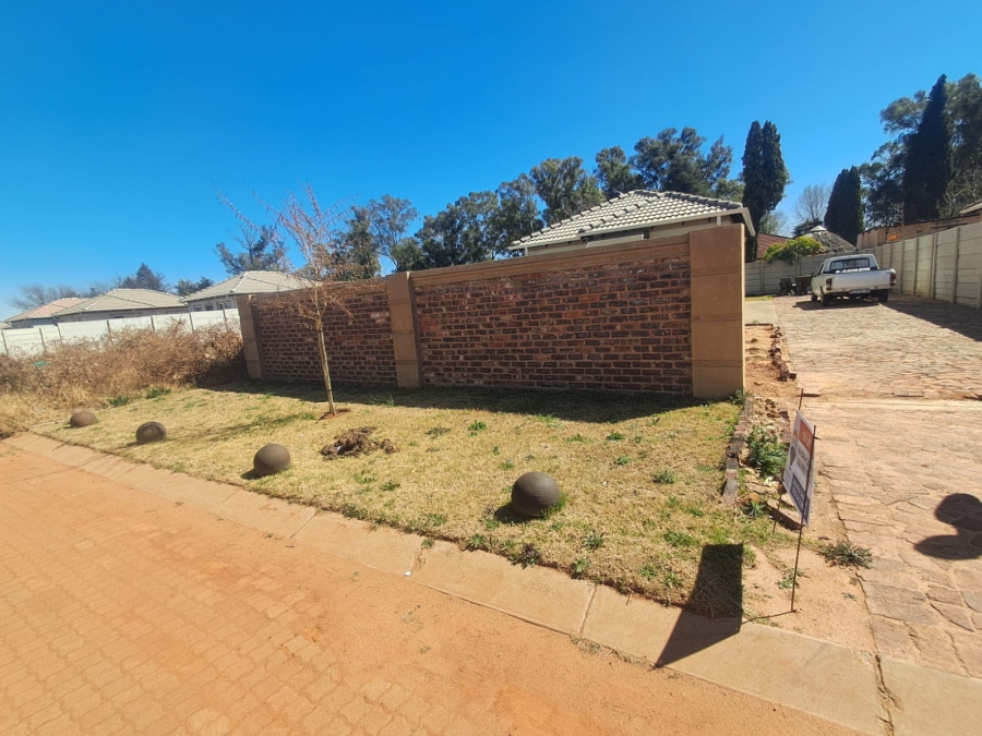 2 Bedroom Property for Sale in Brenthurst Gauteng
