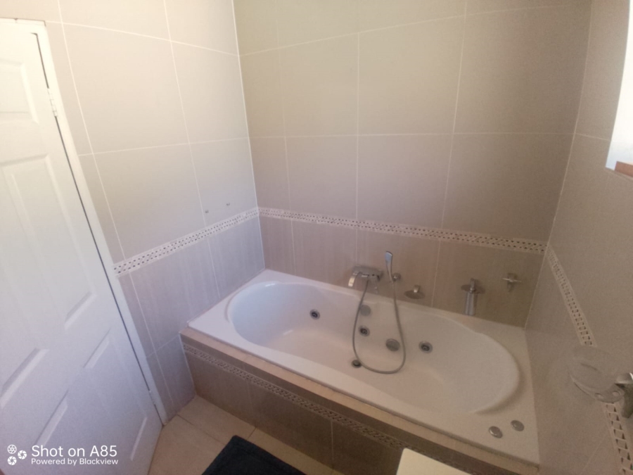 4 Bedroom Property for Sale in Risidale Gauteng
