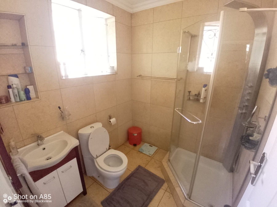 4 Bedroom Property for Sale in Risidale Gauteng