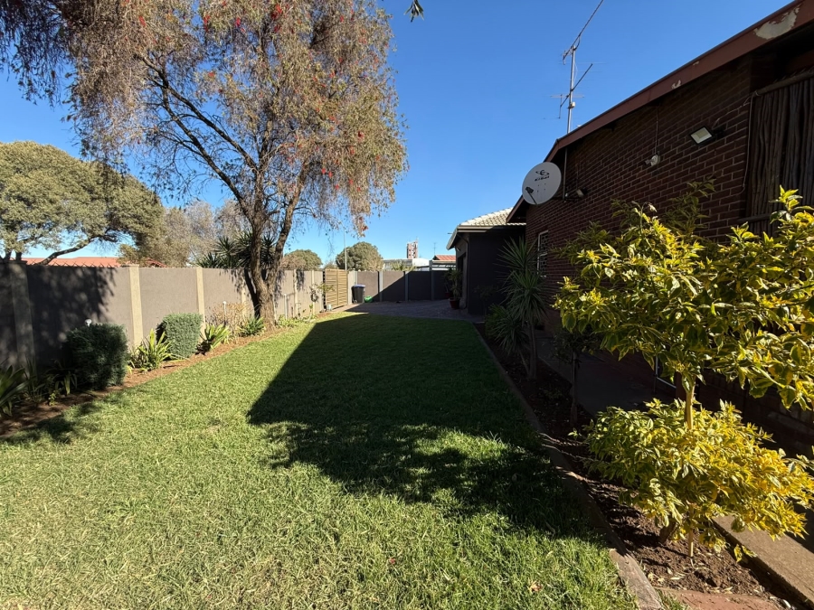 4 Bedroom Property for Sale in Vanderbijlpark CE 3 Gauteng