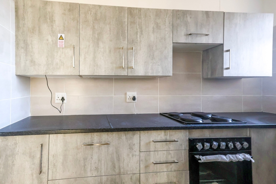 2 Bedroom Property for Sale in Weavind Park Gauteng