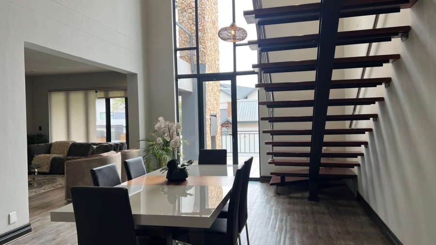 5 Bedroom Property for Sale in The Hills Game Reserve Estate Gauteng
