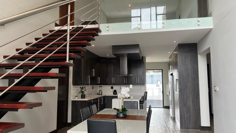 5 Bedroom Property for Sale in The Hills Game Reserve Estate Gauteng
