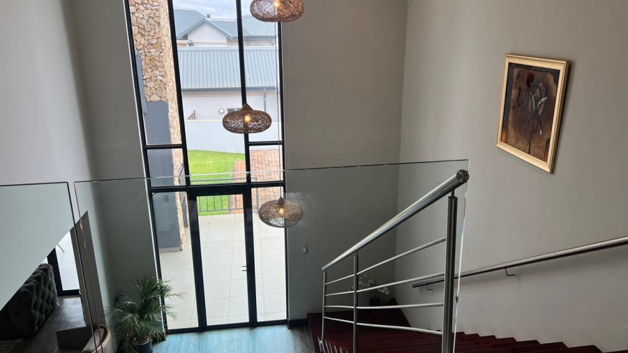 5 Bedroom Property for Sale in The Hills Game Reserve Estate Gauteng