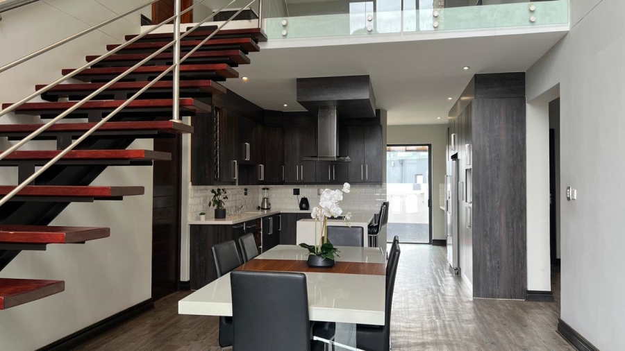 5 Bedroom Property for Sale in The Hills Game Reserve Estate Gauteng
