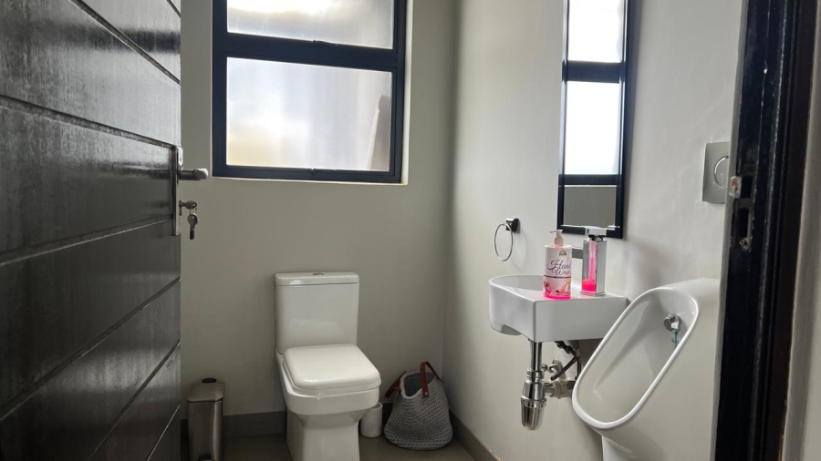 5 Bedroom Property for Sale in The Hills Game Reserve Estate Gauteng